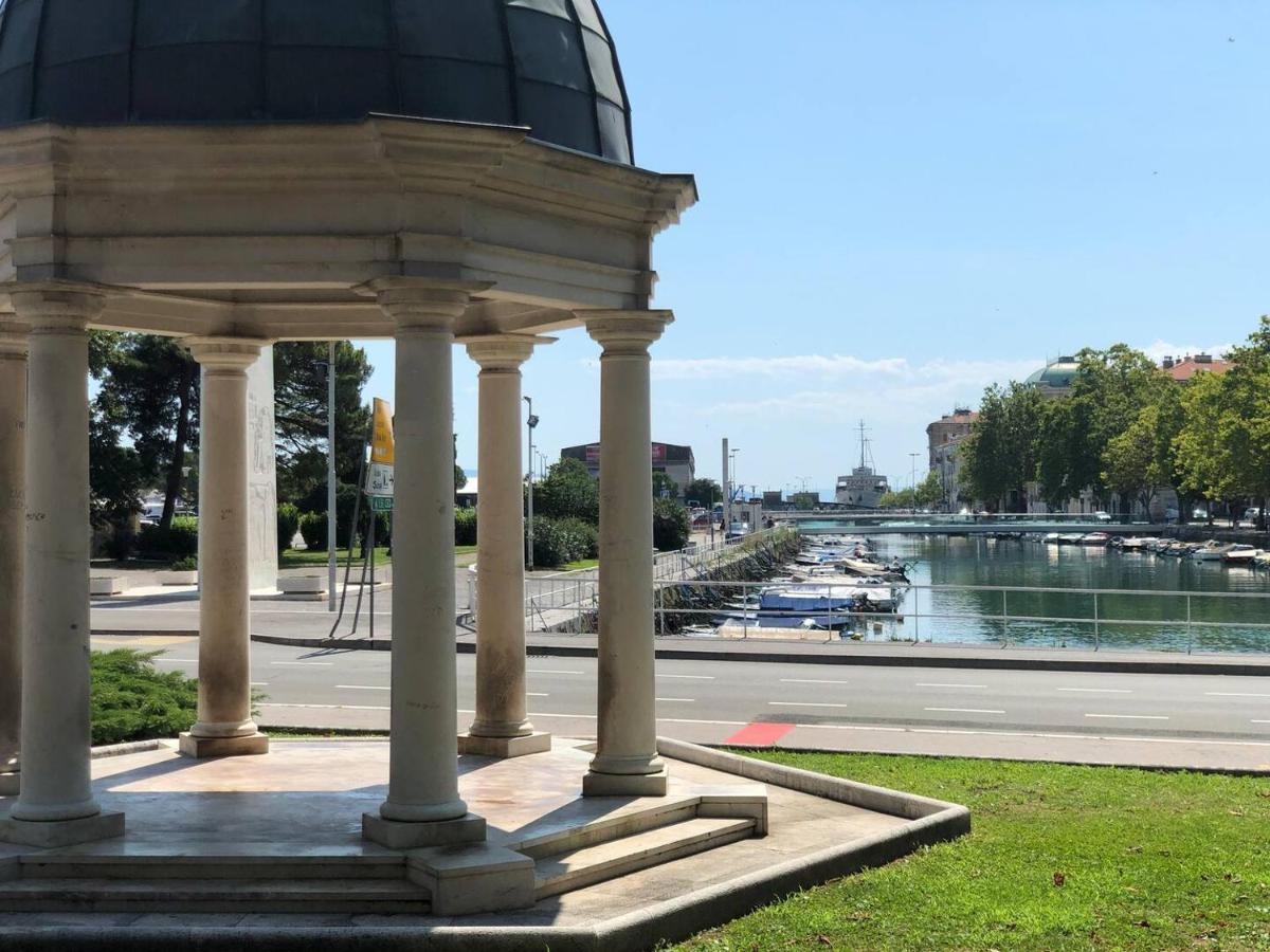 Naval Studio With Garden Rijeka Exterior photo